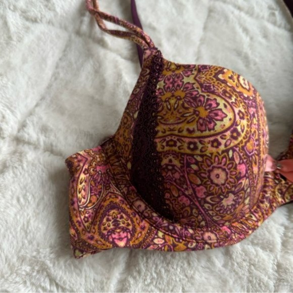 Victoria's Secret | Purple Paisley Body By Victoria "Lined Demi" Bra | Size 32C - Picture 6 of 11